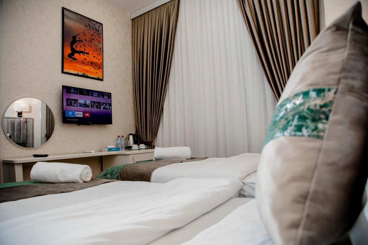 Essam Deluxe Hotel Баку Экстерьер фото