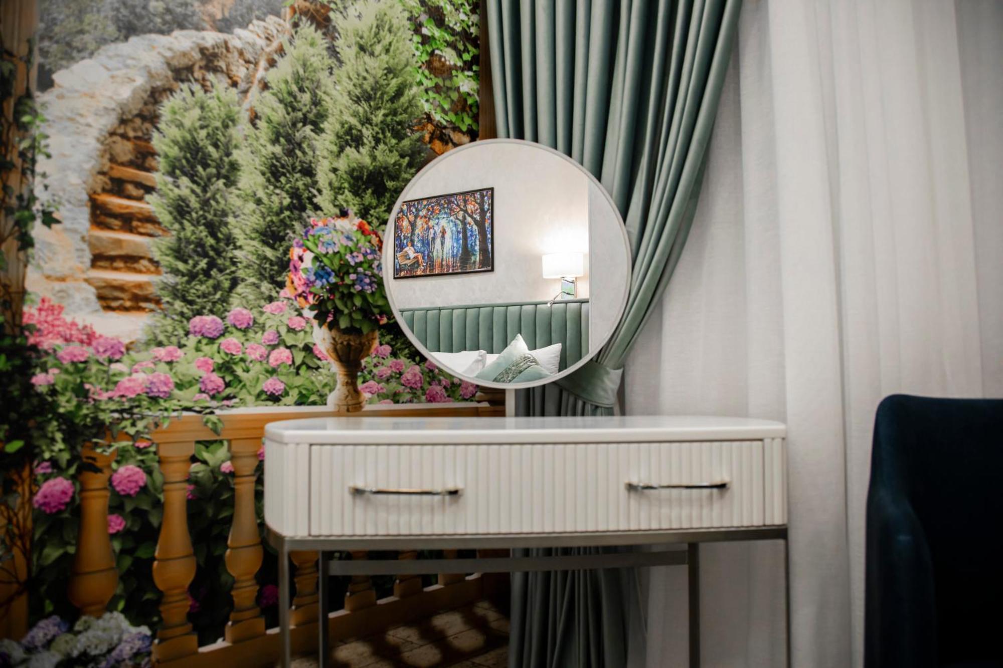 Essam Deluxe Hotel Баку Экстерьер фото